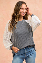 Load image into Gallery viewer, Sweet Meadow Mix Top